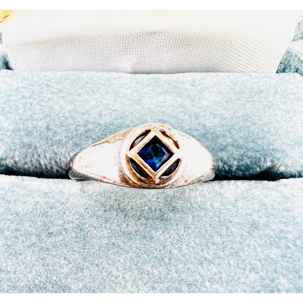Vintage Sterling Silver Square Diamond Blue Stone Ring SZ 8